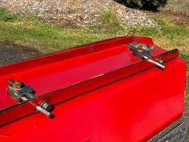 Trimax Stealth S3 マルチャー 干草/飼料用機器