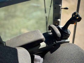 2012 年 Caterpillar 140M VHP