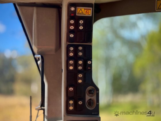 2012 年 Caterpillar 140M VHP