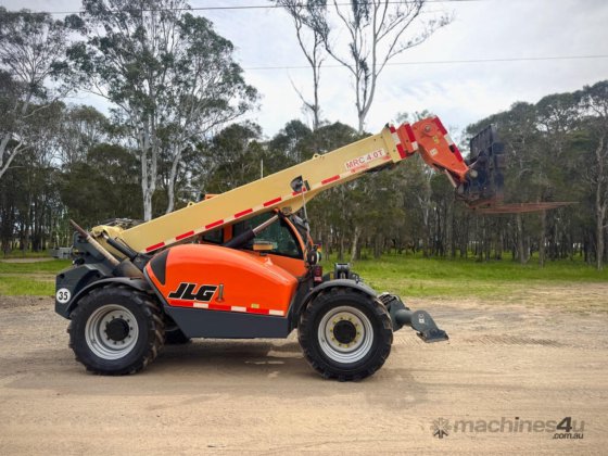2015 JLG 4013PS