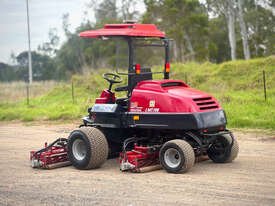 久保田男爵夫人高尔夫球道割草机草坪设备