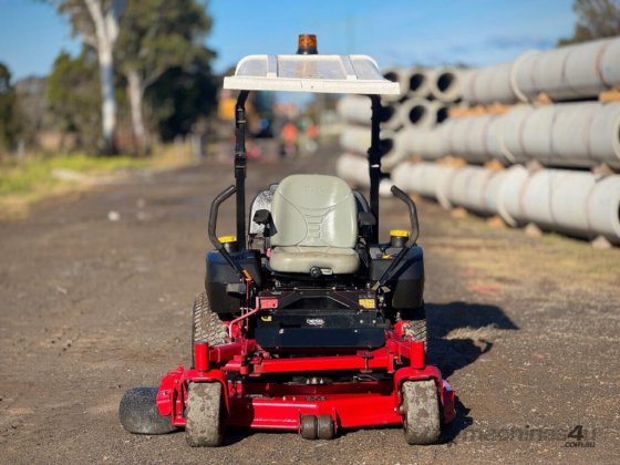 Toro ZMaster 标准驾驶式草坪设备