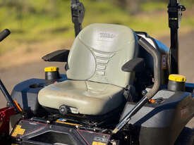 Toro ZMaster 标准驾驶式草坪设备