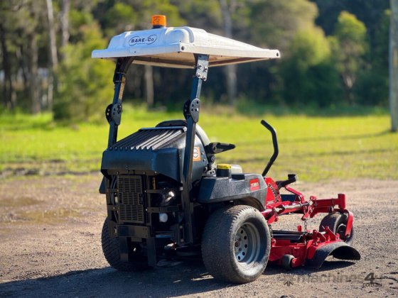 Toro ZMaster 标准驾驶式草坪设备