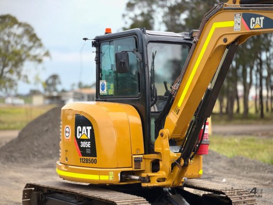 2015 Caterpillar 305E