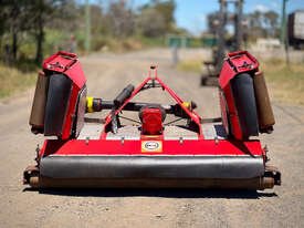 トライマックス ステルス スラッシャー 干し草/飼料装備