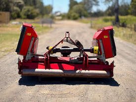 トライマックス ステルス スラッシャー 干し草/飼料装備