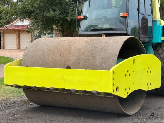 安迈 ASC110 振动辊压机/压实机