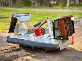 Howard Stealth Slasher 干草/贮藏设备