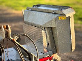 ハワード・ステルス・スラッシャー・ヘイ/フォレッジ・エクイップ