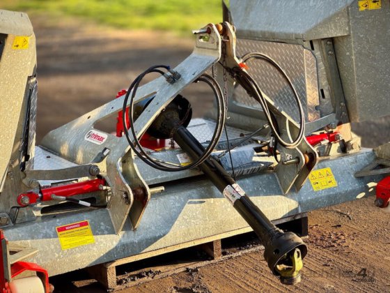 ハワード・ステルス・スラッシャー・ヘイ/フォレッジ・エクイップ