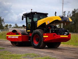 戴纳派克 CA600 震动辊筒压路机/压实机