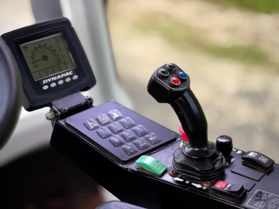 戴纳派克 CA600 震动辊筒压路机/压实机