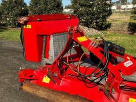 トライマックス ステルス スラッシャー 干し草/飼料装備