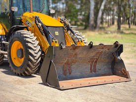 JCB 5CX 反铲装载机