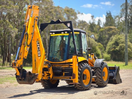 JCB 5CX 反铲装载机