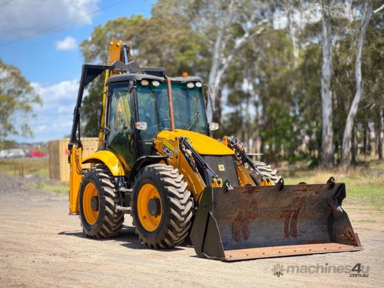 JCB 5CX 反铲装载机