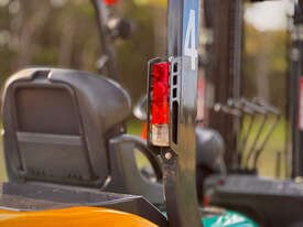 小松 FD45 全地形/越野叉车