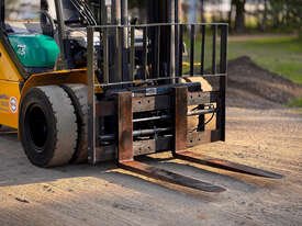 小松 FD45 全地形/越野叉车