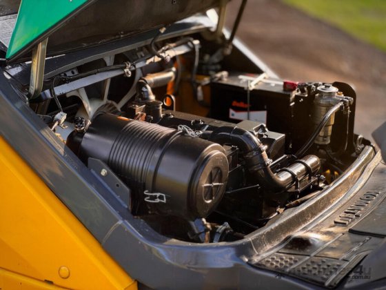 小松 FD45 全地形/越野叉车