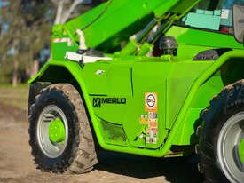 Merlo P101.10 伸缩臂叉车 伸缩臂叉车