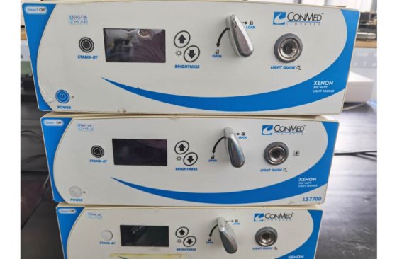 コンメッド・キセノン300ワット光源