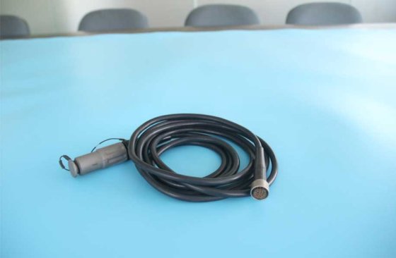 ストライカー内視鏡用手元接続ケーブル