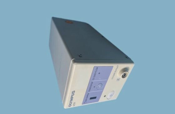 オリンパスCO2レギュレーションユニット（UCR）