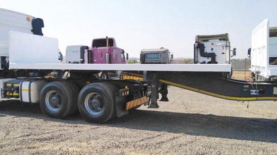 Flatbed Interlink Trailer Truck