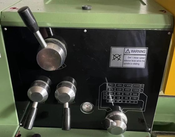 带 CE 认证的精密传统 CY6132b 金属加工小型车床