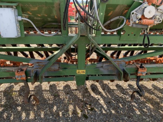 【中古】アマゾーネ ドリル播種機