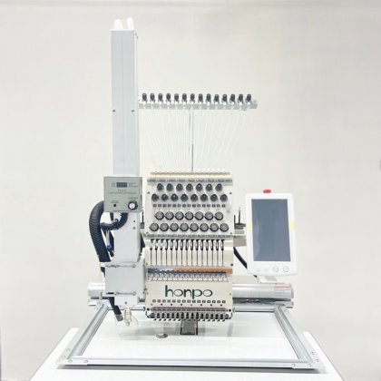 パッチの刺繍のためにコンピュータ化されるレーザーの切断の刺繍機械