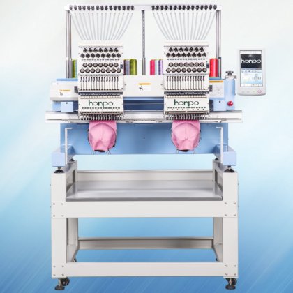 ダブルヘッドコンピューター刺繍機