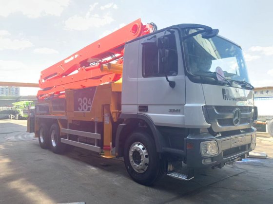 2012年式 プズマイスター 38メートルコンクリートポンプ車