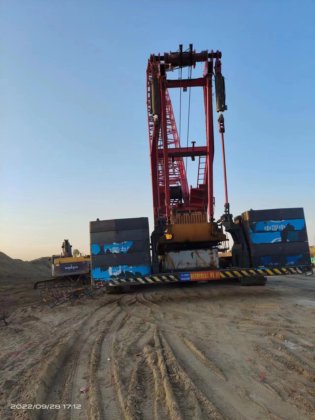 2011 Sany 300トンクローラクレーン