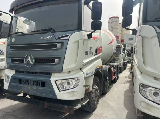 2023年三一12立方混凝土搅拌车