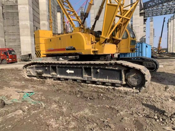 2015 徐工 QUY100 履带起重机