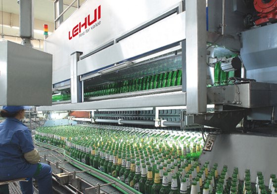 Single-end bottle washer