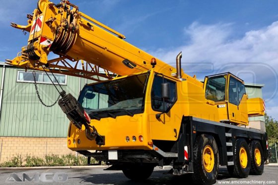 2003 Liebherr 1045/1