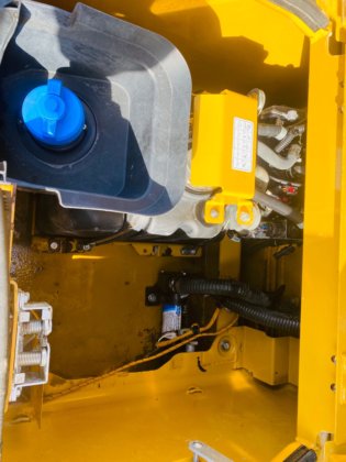 2017 Caterpillar 330 FLN