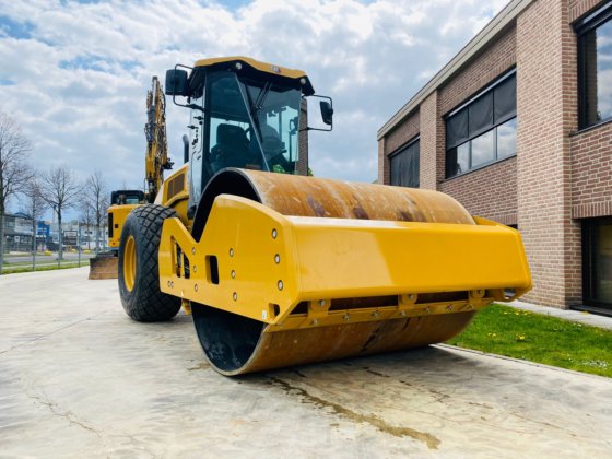 2022 Caterpillar CS10GC