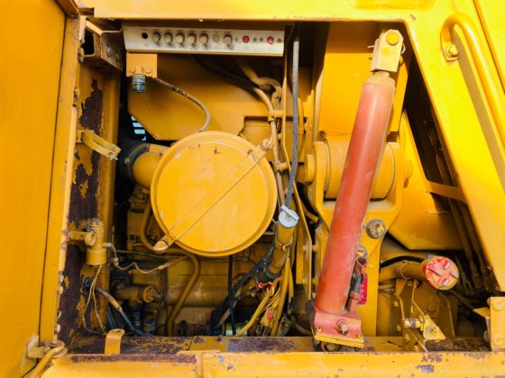 1982 Caterpillar 943