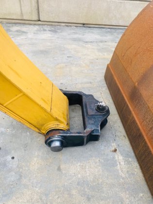 2001 Caterpillar 330bl mh