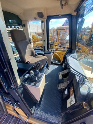 2002 Caterpillar 953c lgp