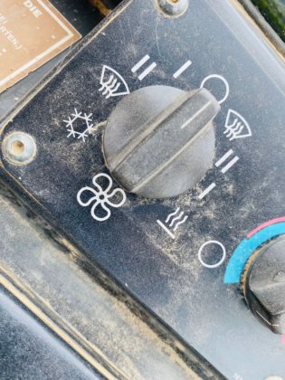 2002 Caterpillar 953c lgp