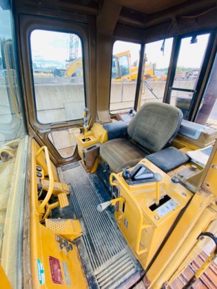 1982 Caterpillar 943