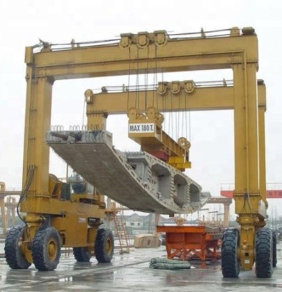 高品質ストラドルキャリア40トン/60トンゴムタイヤクレーン