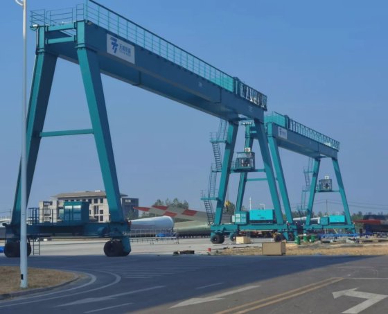 高品質ストラドルキャリア40トン/60トンゴムタイヤクレーン