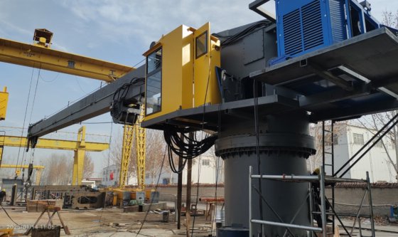 高性能船用臂式液压 2/3/4 吨船用甲板起重机