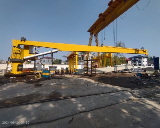 高性能建筑用起重机械 2/3/4 吨船用甲板起重机